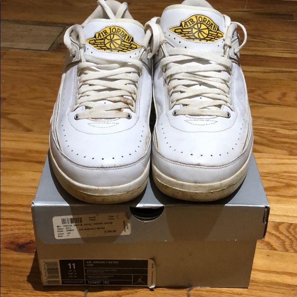 AIR JORDAN 2 RETRO LOW
